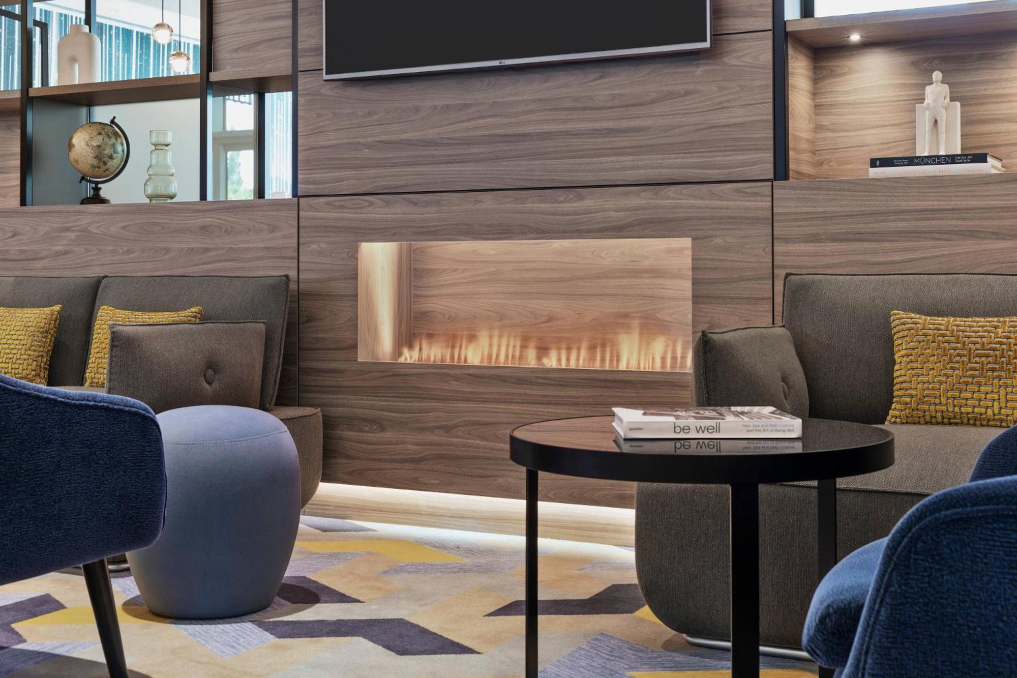 מלון גרכינג ביי מינכן Courtyard By Marriott Munich Garching מראה חיצוני תמונה