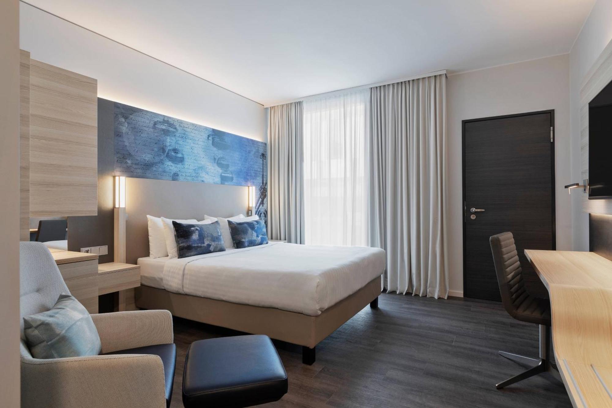 מלון גרכינג ביי מינכן Courtyard By Marriott Munich Garching מראה חיצוני תמונה